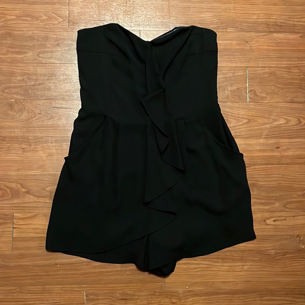 Black strapless romper Express size 10